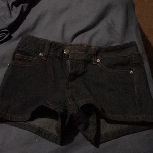 77% cotton, 21% polyester & 2% spandex